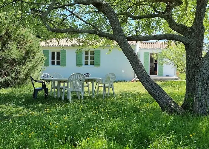 Jolie Maison, 500 M De La Plage, Grand Jardin