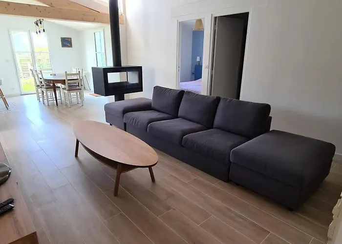 Jolie Maison, 500 M De La Plage, Grand Jardin