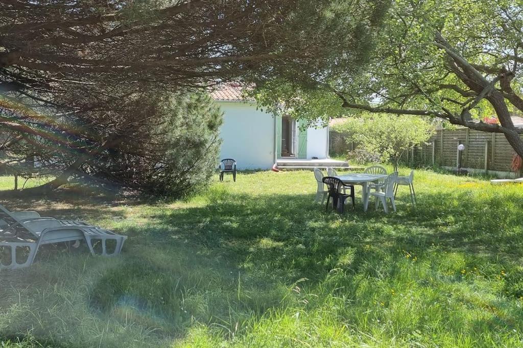 Jolie Maison, 500 M De La Plage, Grand Jardin